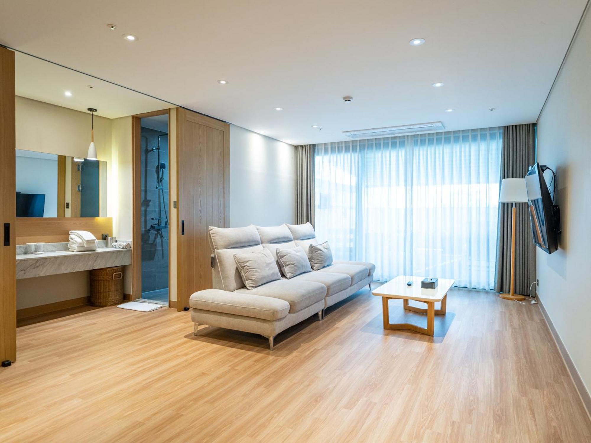 Jeju Attirance Hotel & Poolvilla Seogwipo Bagian luar foto